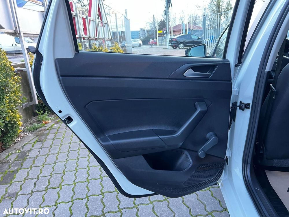 Volkswagen Polo 1.0 Trendline - 33