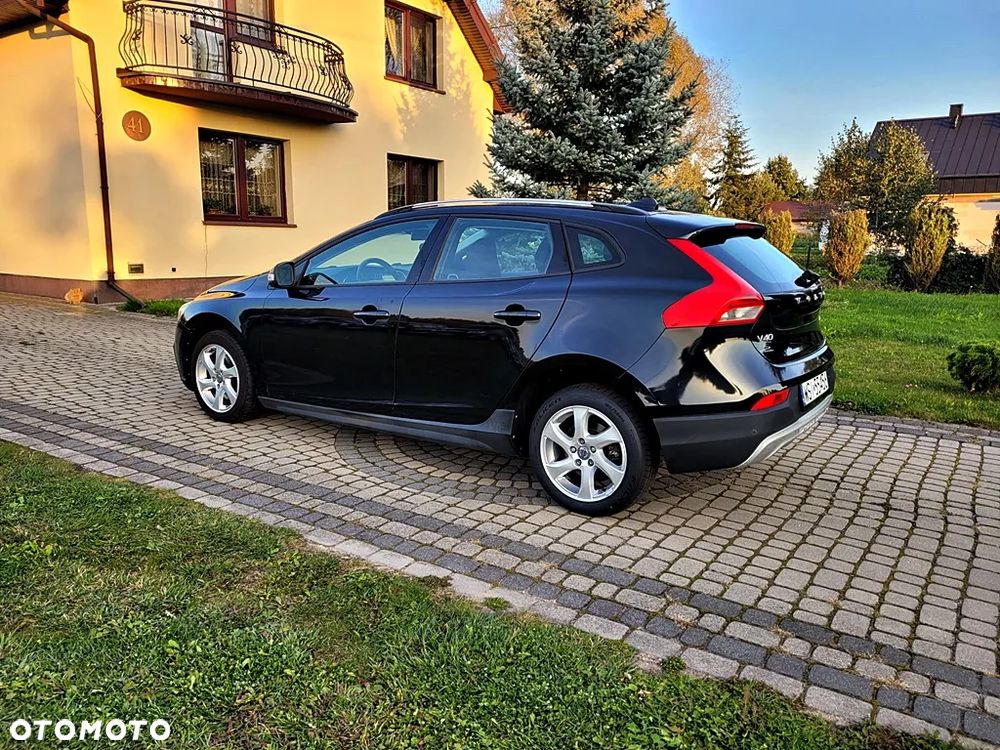 Volvo V40 Cross Country D2 Momentum - 4
