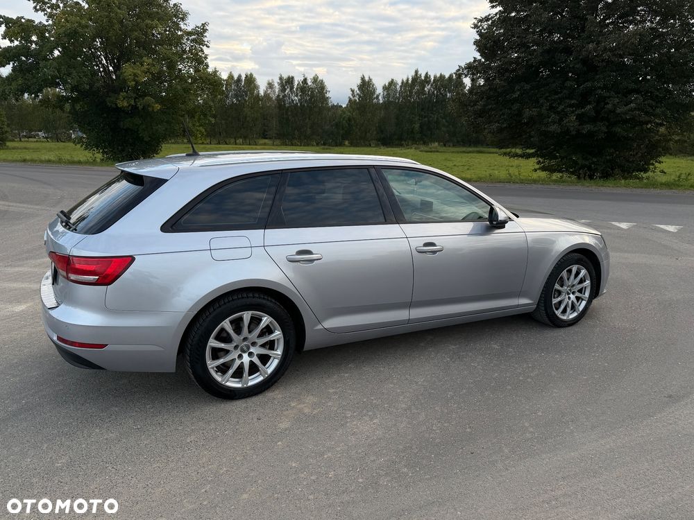 Audi A4 Avant 2.0 TDI S tronic - 34