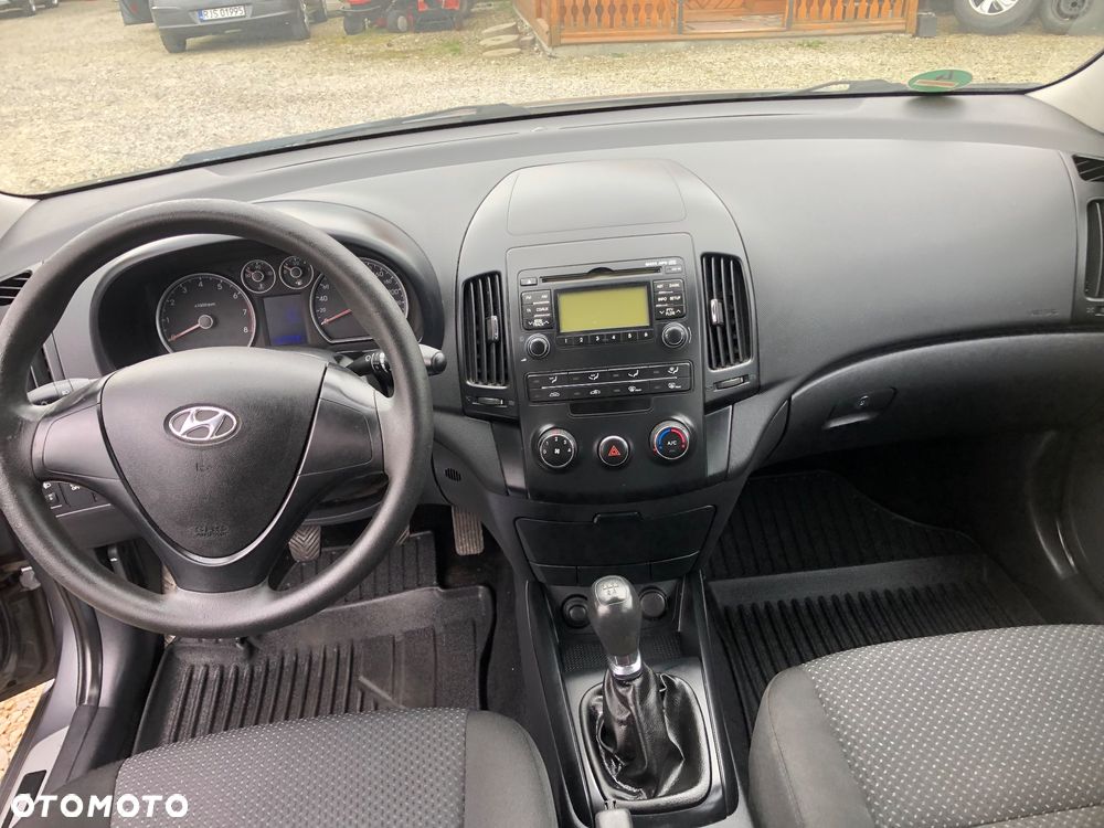 Hyundai i30 1.4 FIFA WM Edition - 6