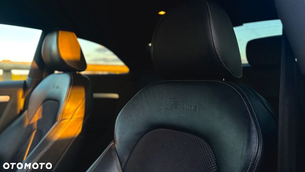 Audi A5 Coupé 3.0 TDI DPF quattro S tronic - 12