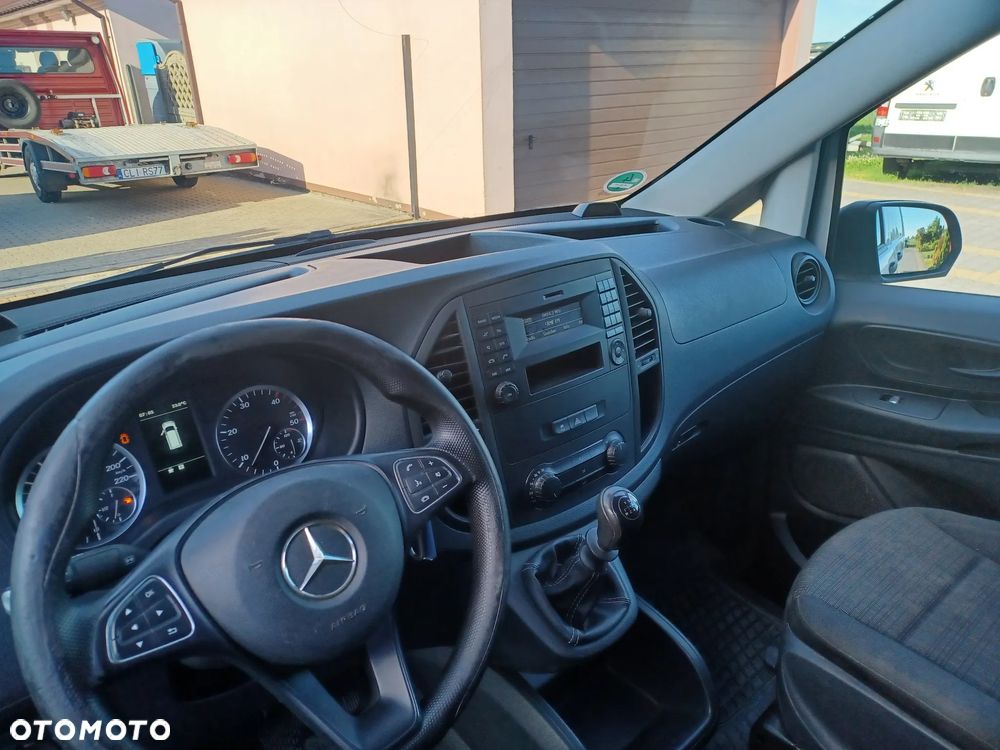 Mercedes-Benz VITO - 11