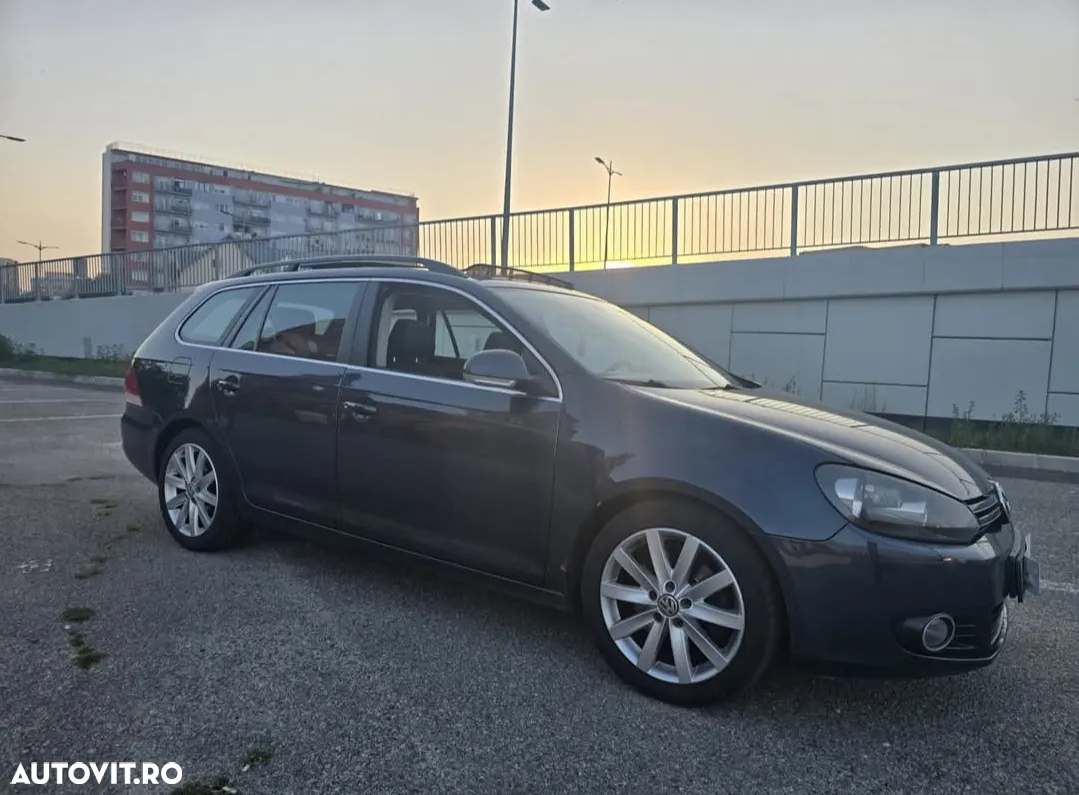 Volkswagen Golf 2.0 TDI DPF Highline - 5