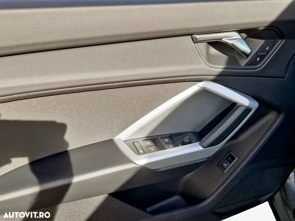 Audi Q3 1.5 35 TFSI S tronic S Line - 16