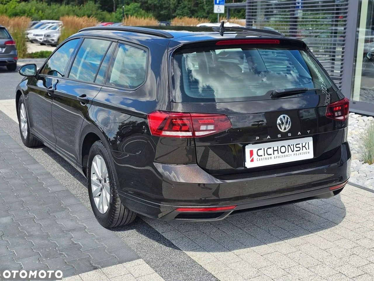 Volkswagen Passat - 29