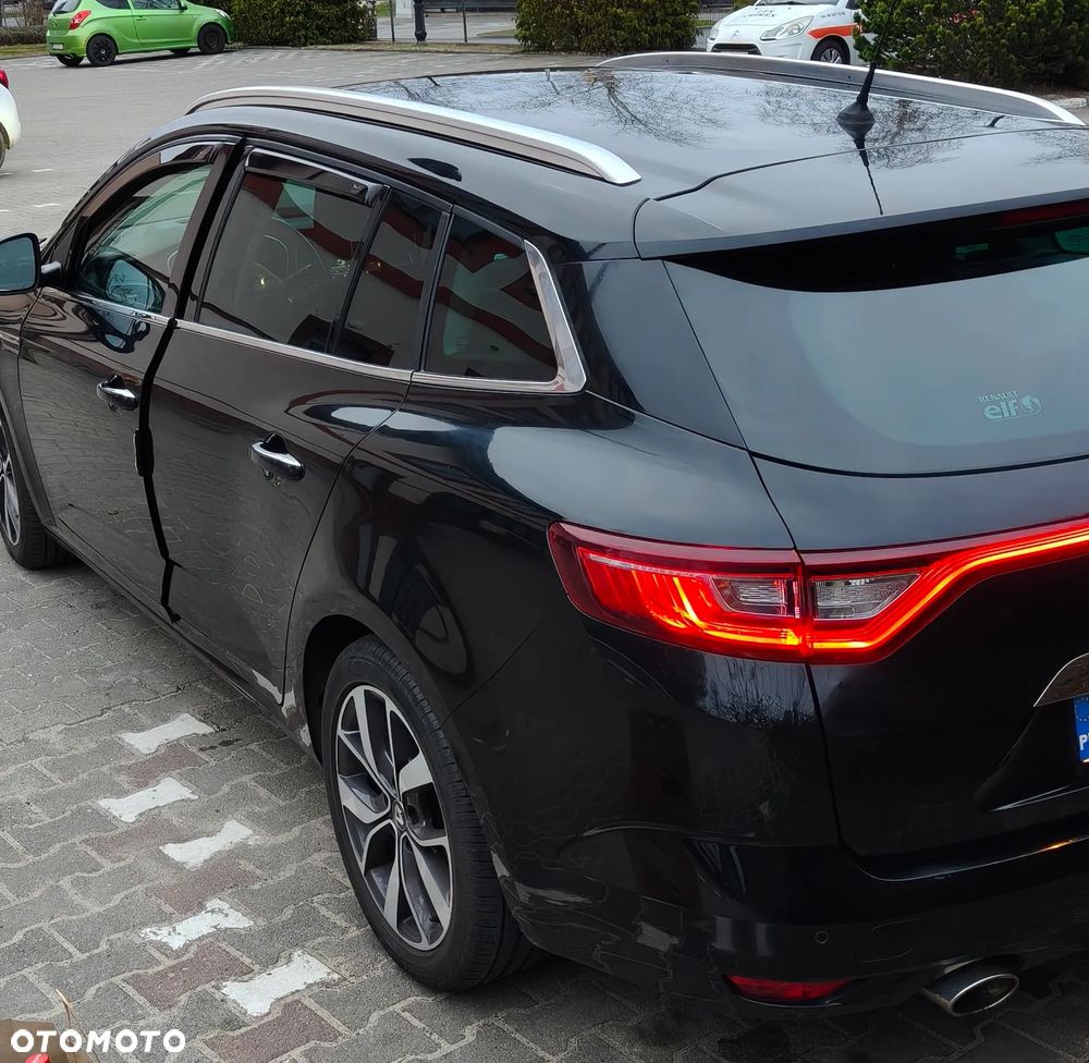 Renault Megane ENERGY TCe 130 BOSE EDITION - 5