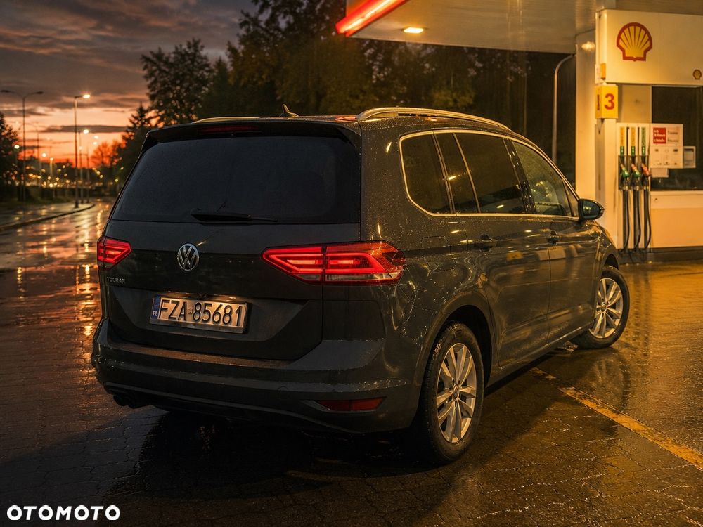 Volkswagen Touran 2.0 TDI BMT Highline DSG - 1