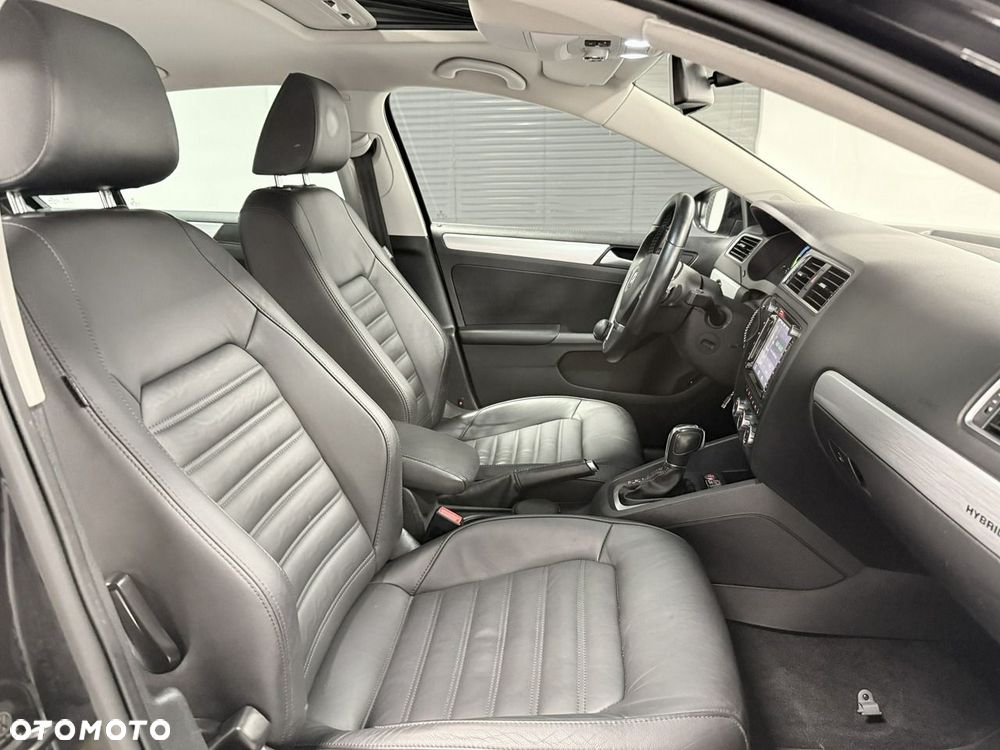 Volkswagen Jetta - 18