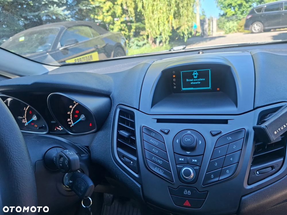 Ford Fiesta - 8