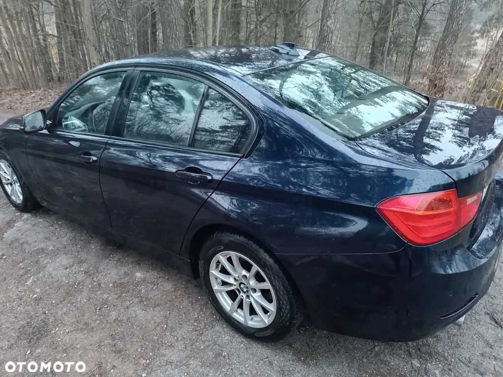 BMW Seria 3 - 22