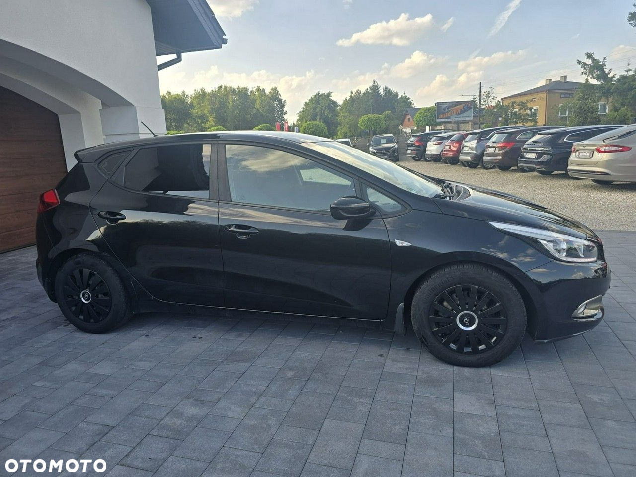 Kia Ceed - 4