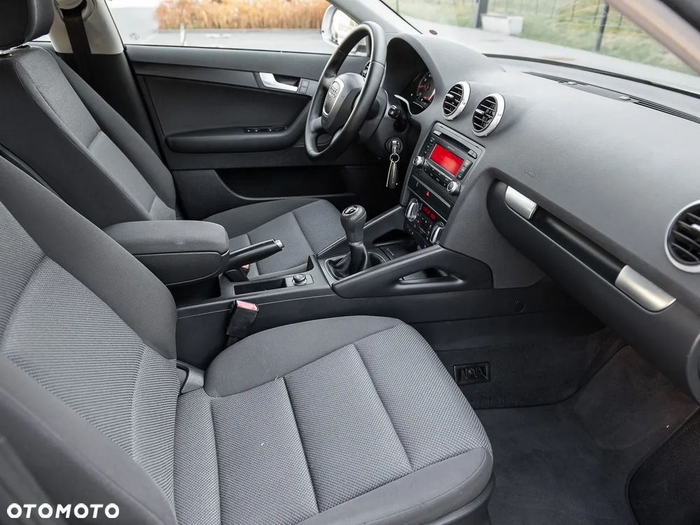 Audi A3 Sportback - 27