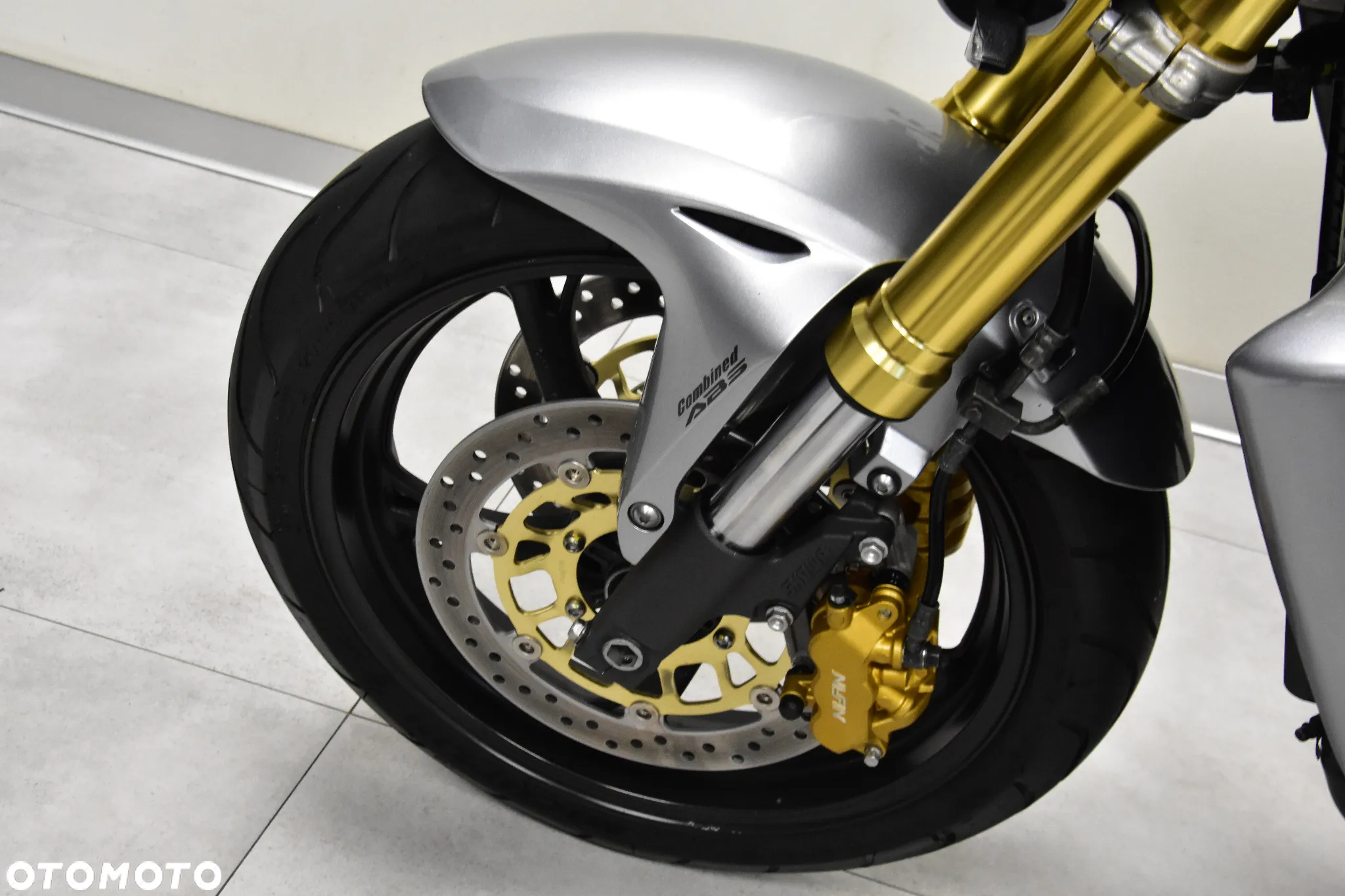 Honda CB - 33