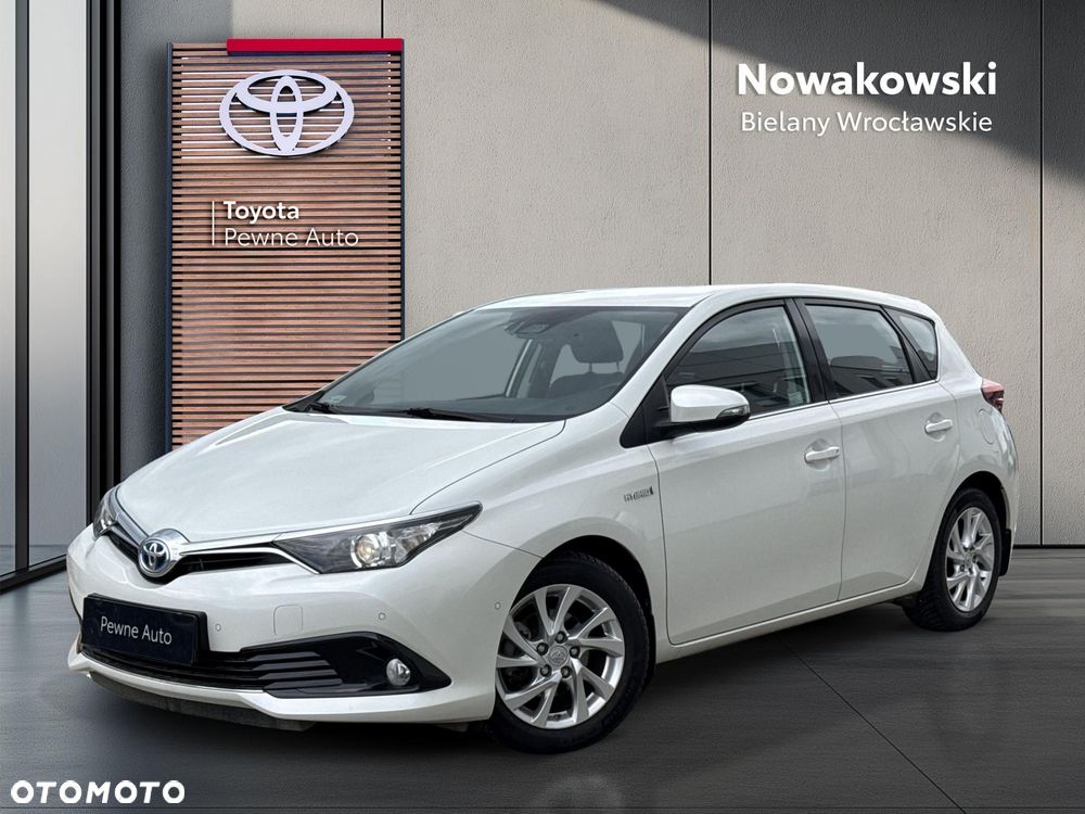 Toyota Auris - 1