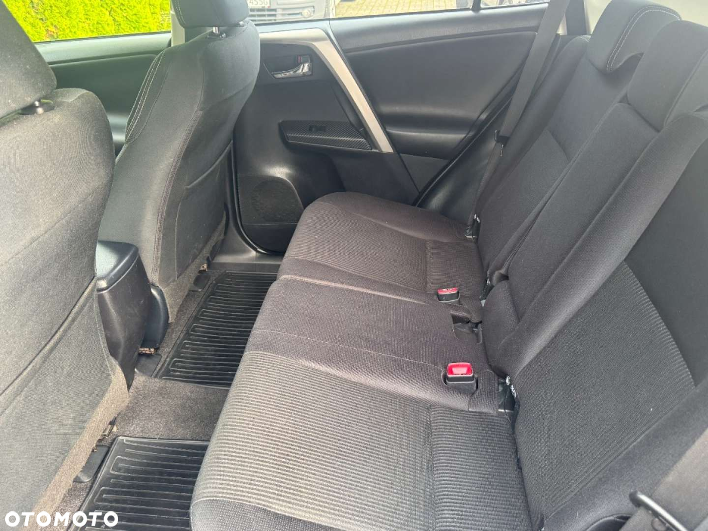 Toyota RAV4 - 24