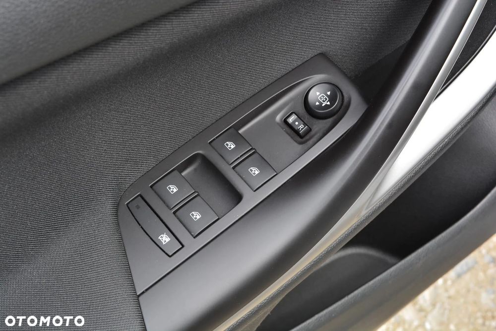 Opel Astra 1.4 T GPF Enjoy S&S - 26