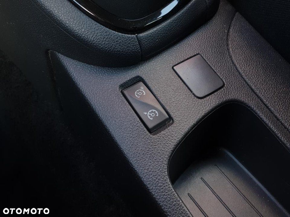 Renault Clio - 14