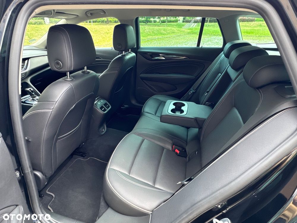 Opel Insignia 2.0 Automatik Business Innovation - 26