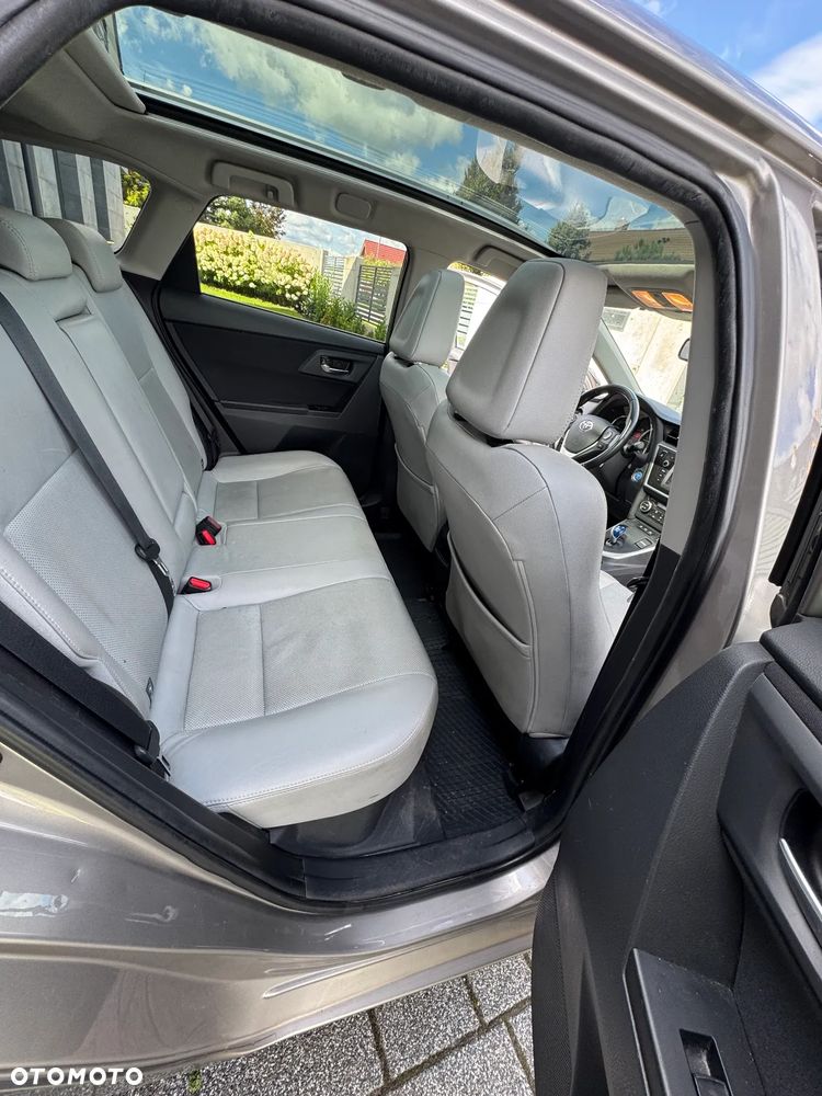 Toyota Auris Hybrid 135 Prestige - 10