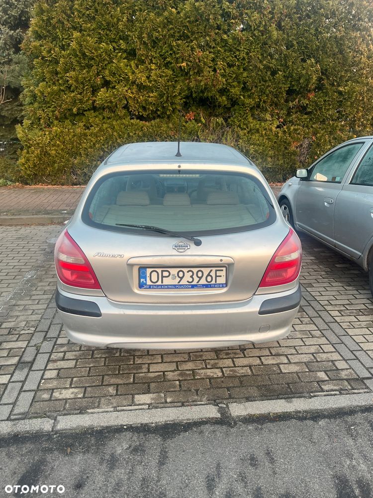 Nissan Almera 1.5 Comfort - 4