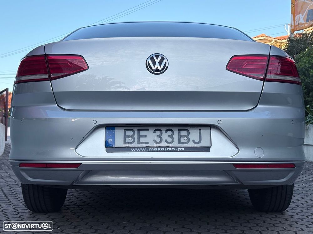 VW Passat 2.0 TDI Confortline DSG - 21