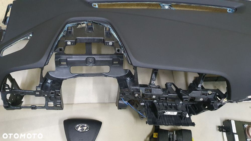 HYUNDAI  ELANTRA DESKA KONSOLA PODUSZKI PASY - 2