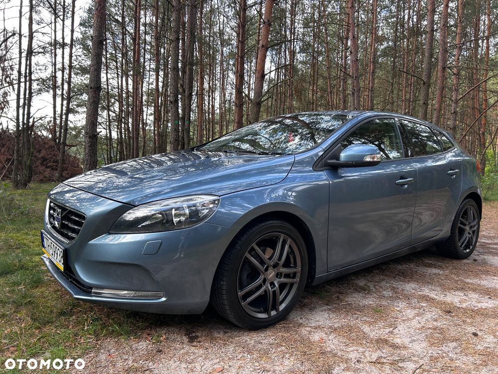 Volvo V40 D2 - 14