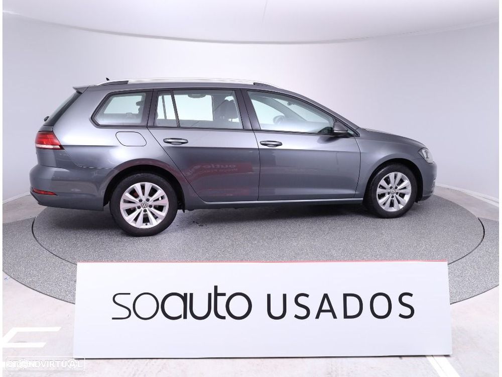 VW Golf Variant 1.6 TDi Confortline - 10