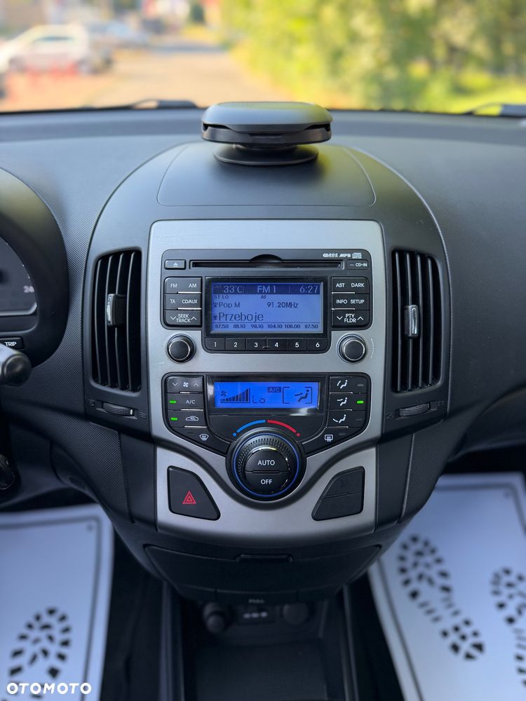 Hyundai i30 i30cw 1.4 UEFA EURO 2012 Edition - 26