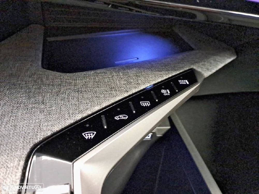 Peugeot 3008 1.2 Hybrid Allure e-DCS6 - 23