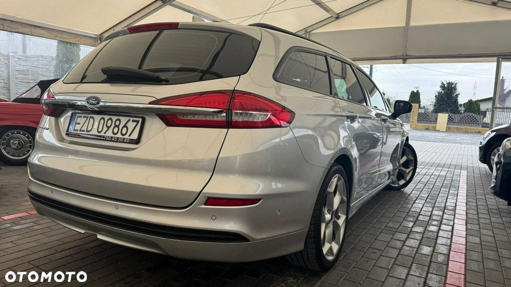 Ford Mondeo - 26