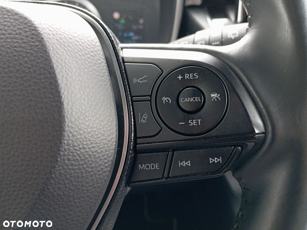Toyota Corolla 1.8 Hybrid Comfort - 17