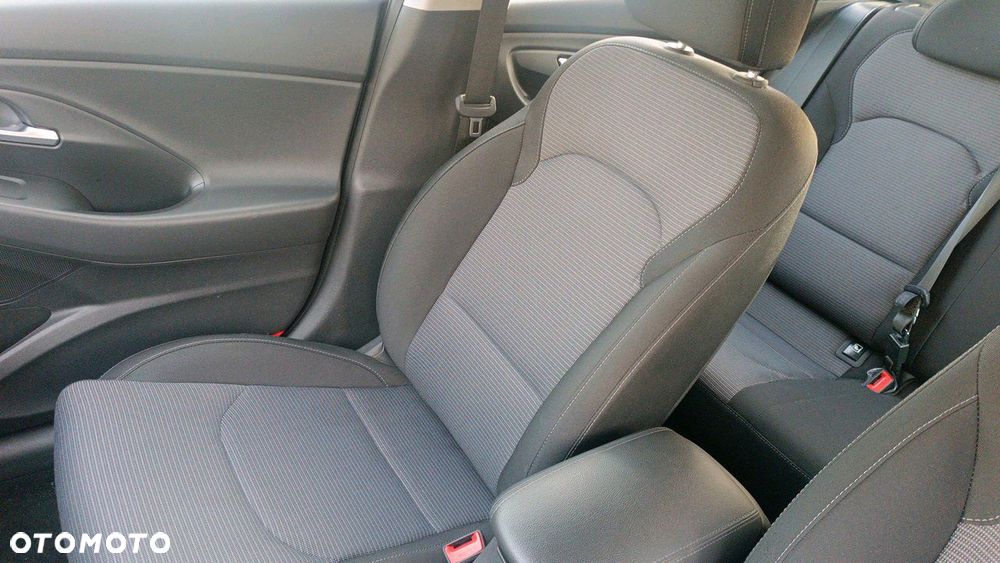 Hyundai i30 1.5 DPI Classic + - 6