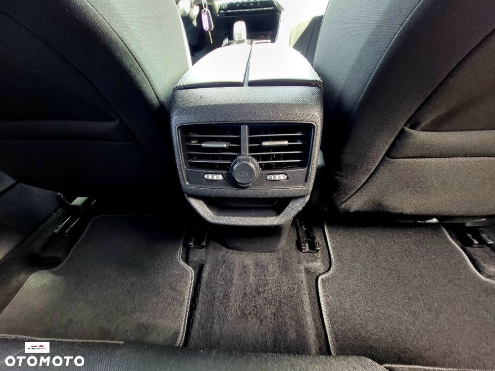 Peugeot 3008 - 10