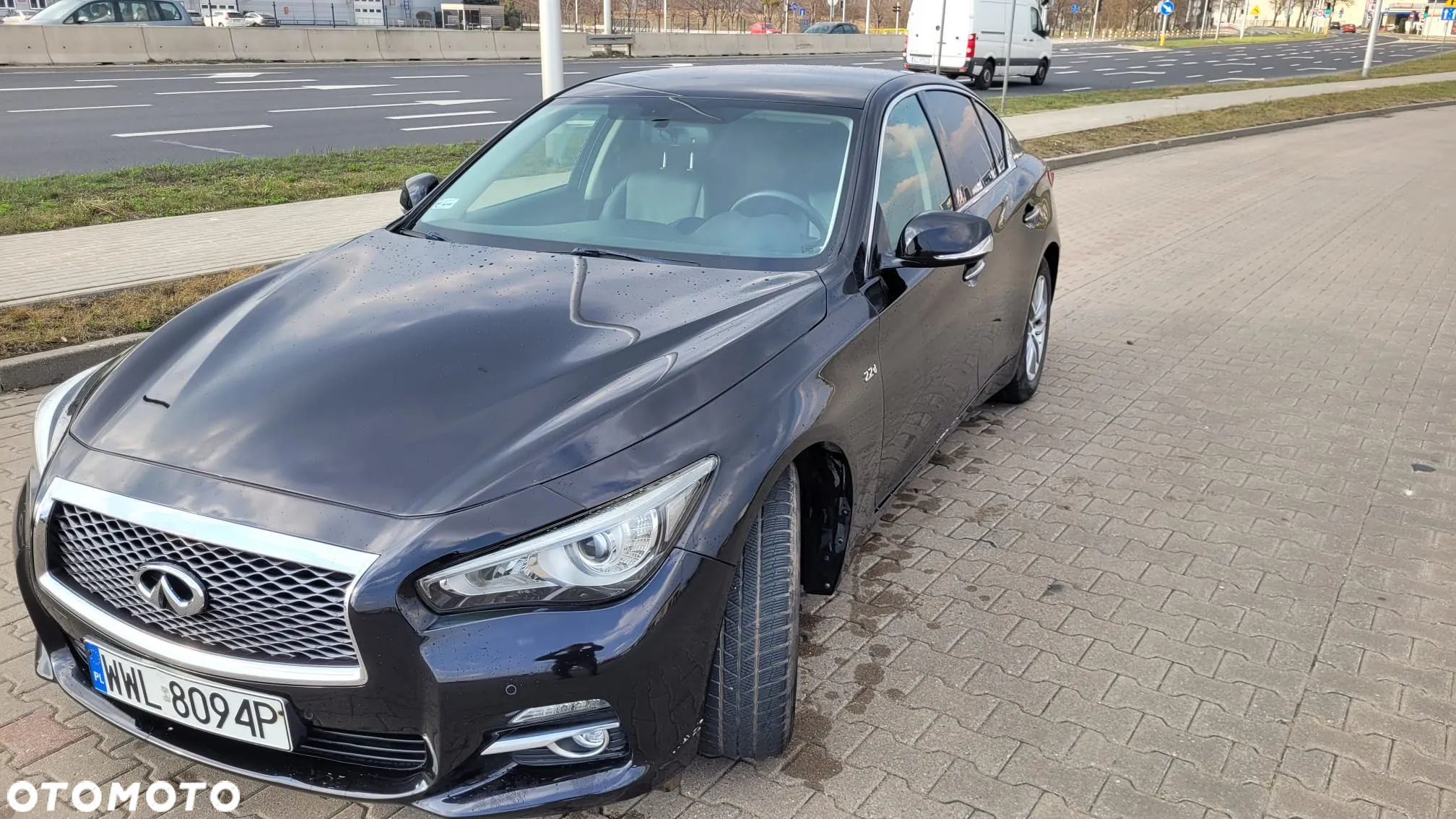 Infiniti Q50 2.2d Executive - 12