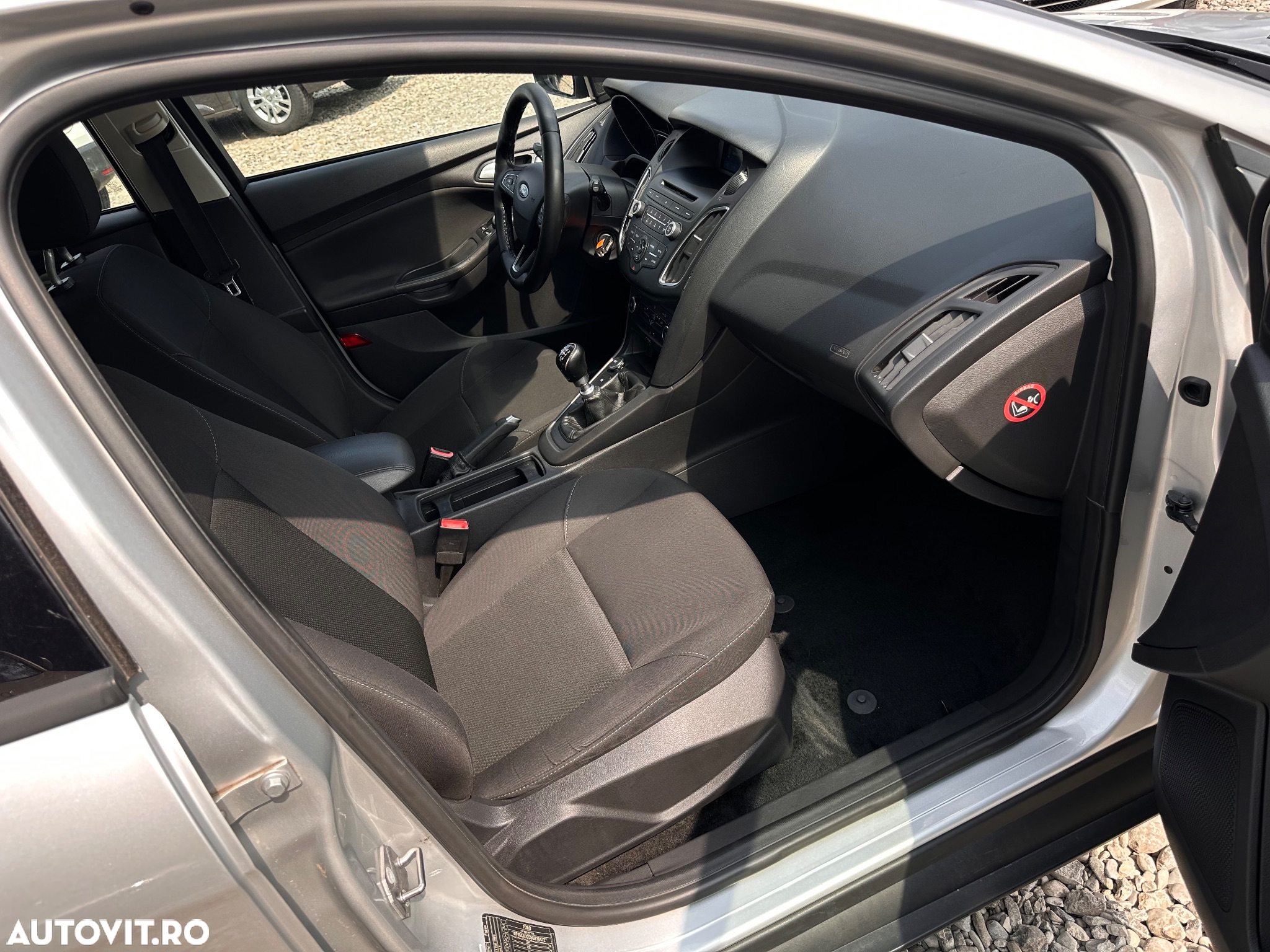 Ford Focus - 14