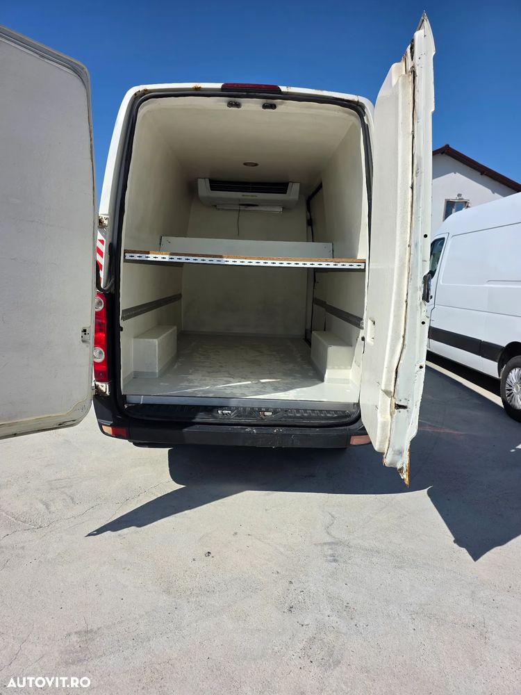 Volkswagen Crafter - 3