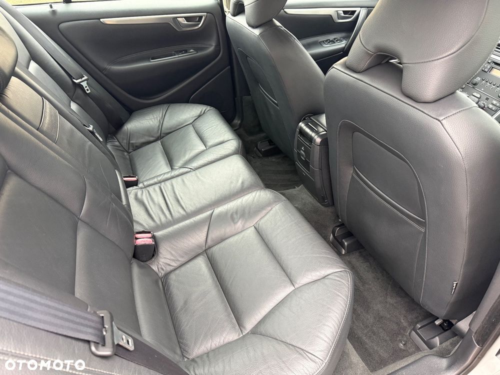 Volvo S60 D5 Summum - 12