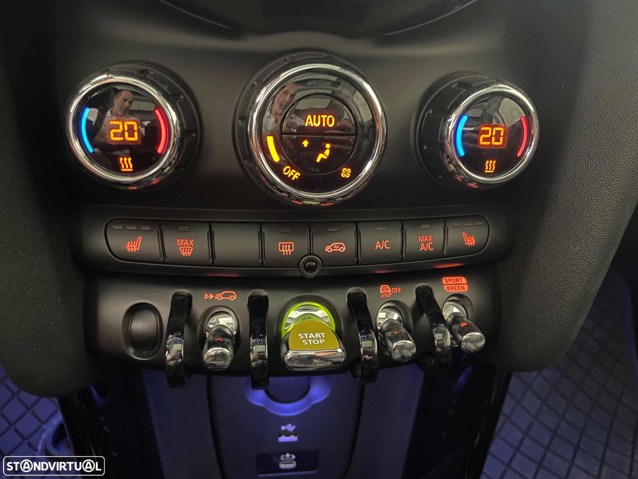 MINI 3 Portas Cooper SE Camden Edition - 18
