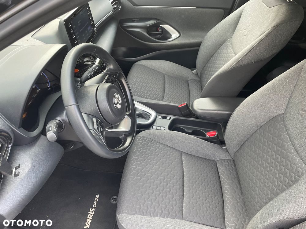 Toyota Yaris Cross - 26