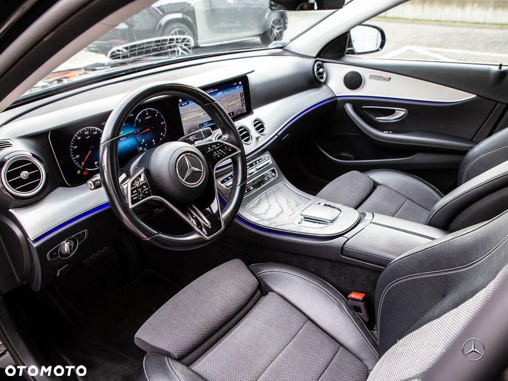Mercedes-Benz Klasa E 220 d 4-Matic Avantgarde - 7