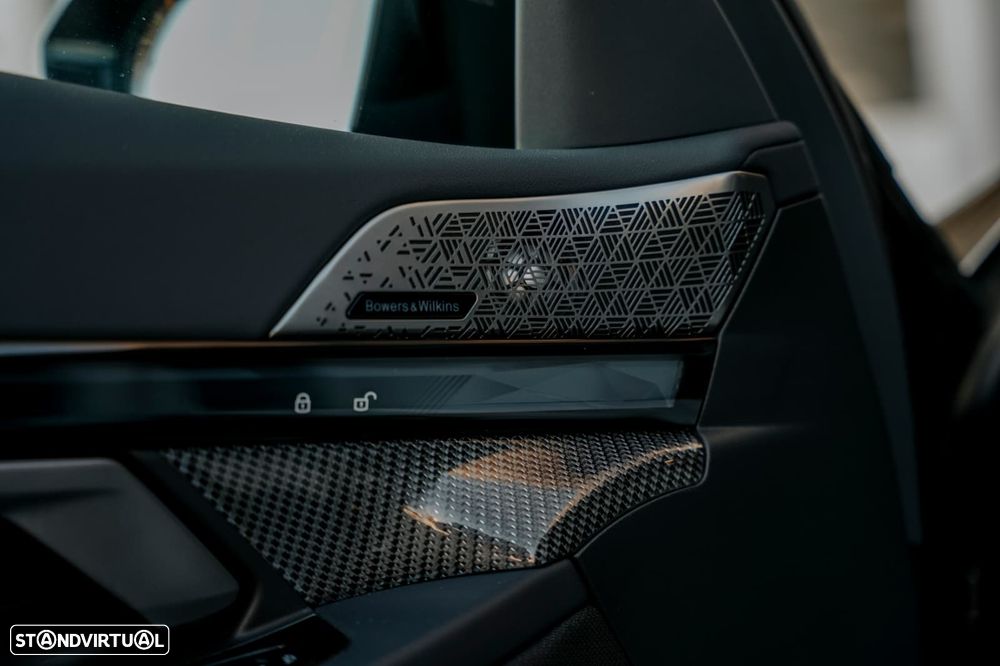 BMW M5 Standard - 27