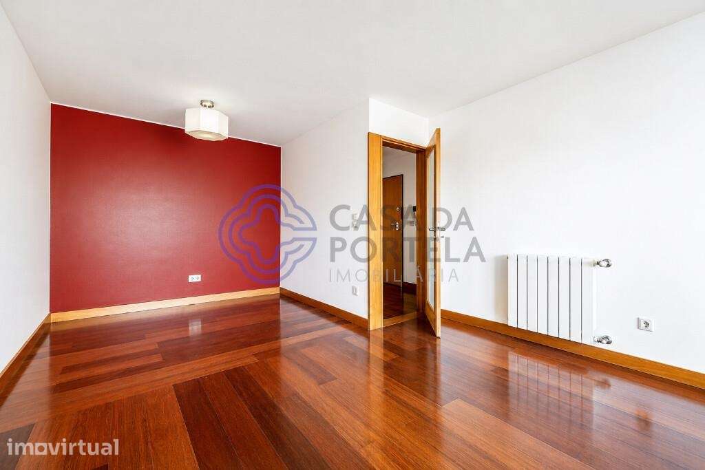 Apartamento T2 Com Garagem, em Leça da Palmeira, Para Venda. - Grande imagem: 4/21