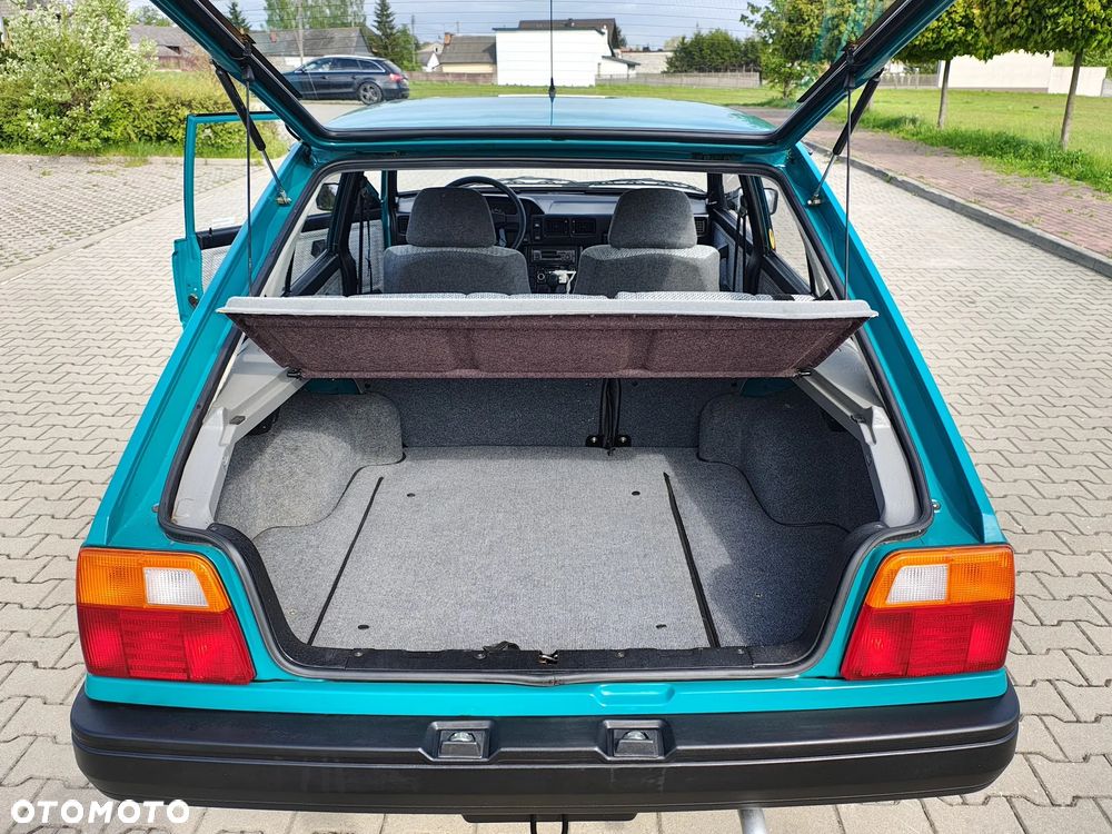 Polonez Caro - 16