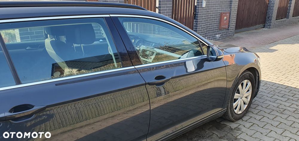 Volkswagen Passat 1.6 TDI (BlueMotion Technology) Comfortline - 9