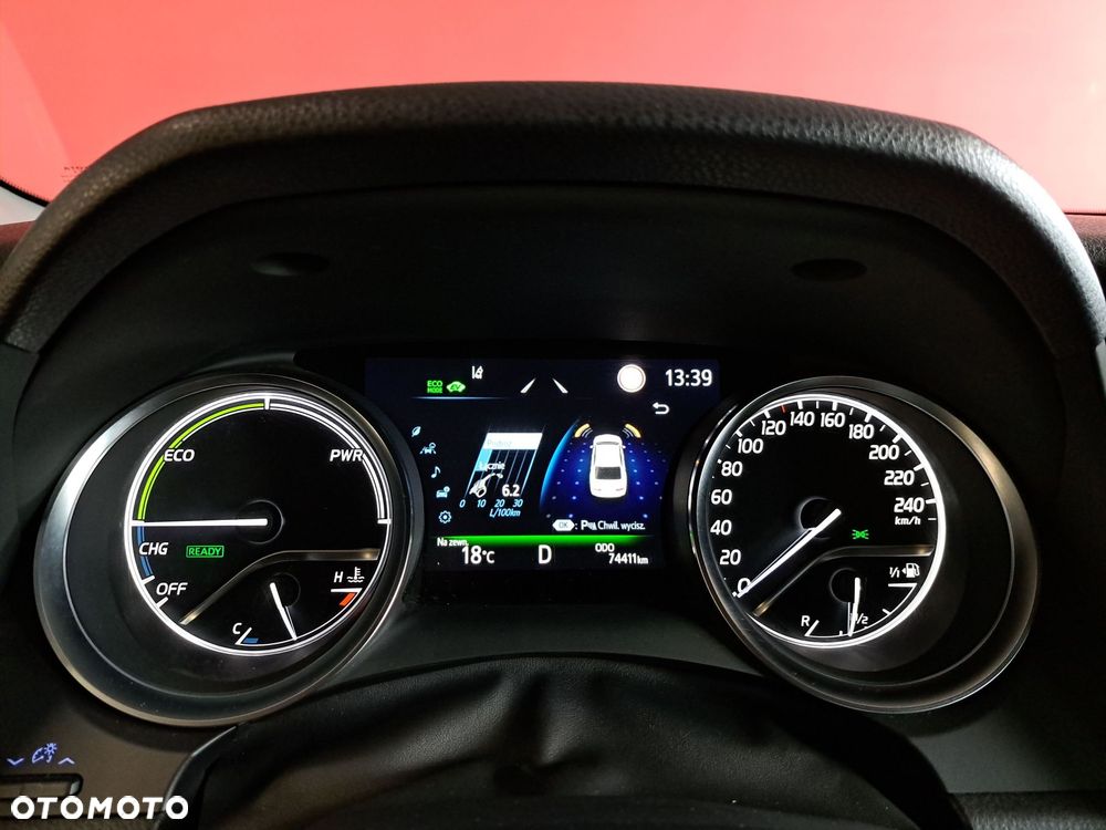 Toyota Camry 2.5 Hybrid Prestige CVT - 33