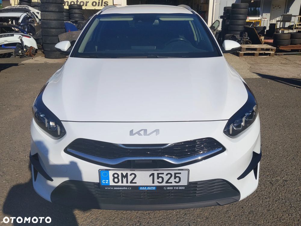 Kia Ceed - 14
