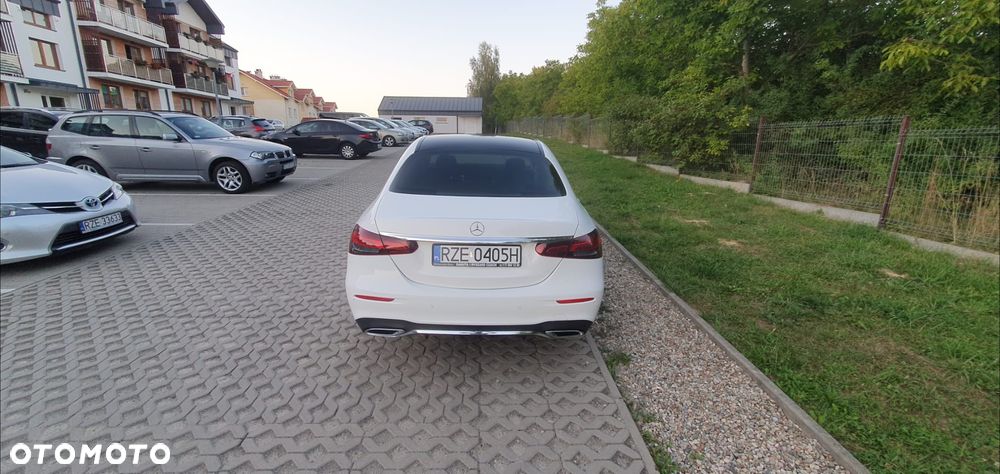 Mercedes-Benz Klasa E 220 d Business Edition 9G-TRONIC - 7