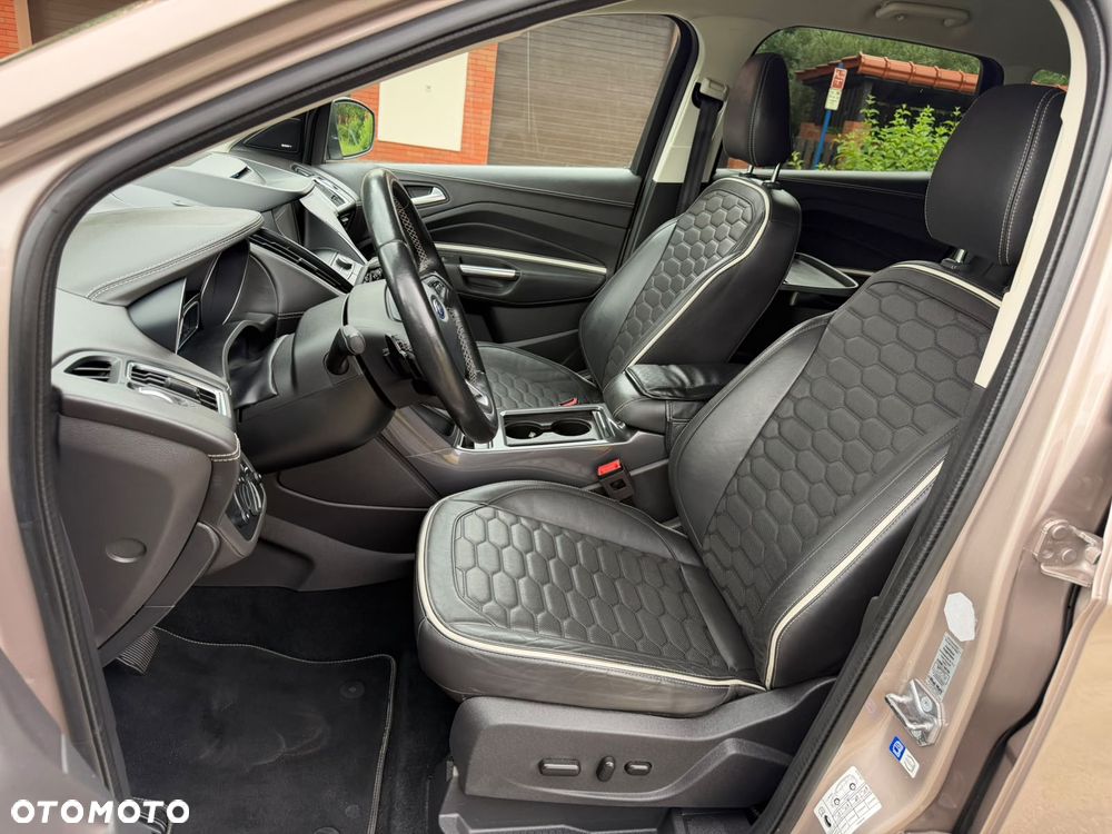 Ford Kuga 1.5 EcoBoost 4x4 Vignale - 17