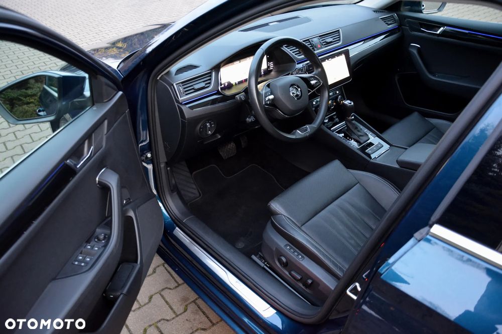 Skoda Superb 2.0 TDI DSG L&K - 3